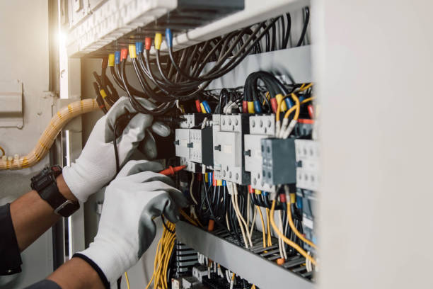 Best Emergency Electrical Repair  in Santa Fe, TX